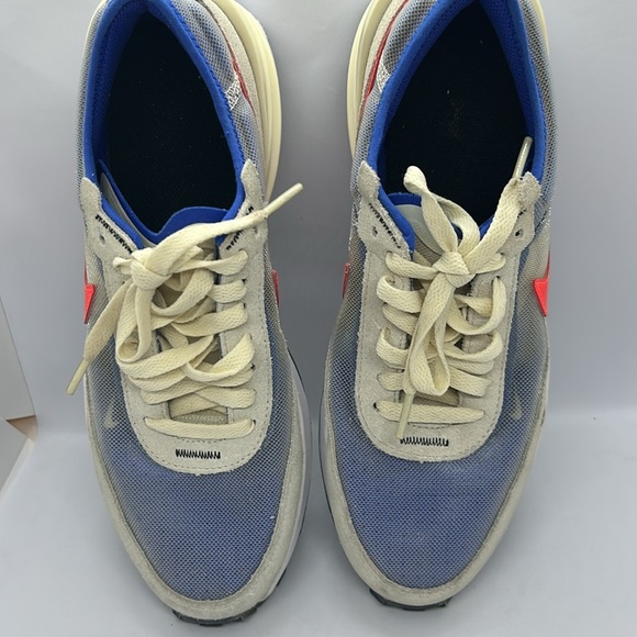 Nike Men's Blue and Cream Sneakers - Picture 8 of 15